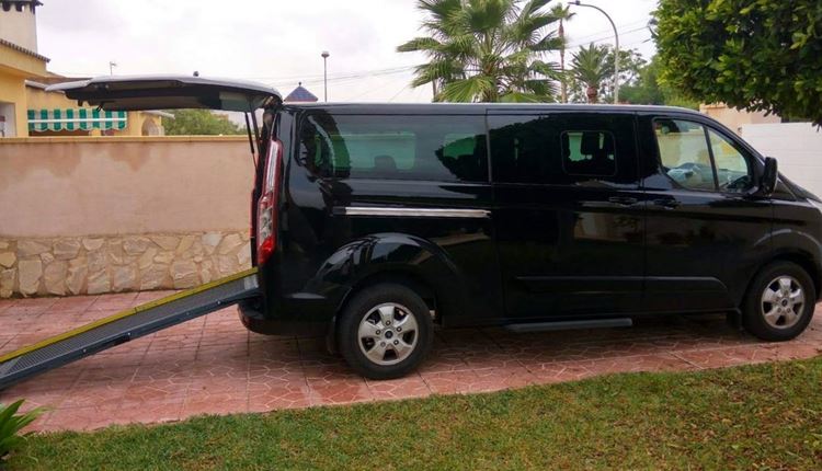 Transfer in a vehicle adapted for people in wheelchairs from Alicante airport to Villajoyosa.